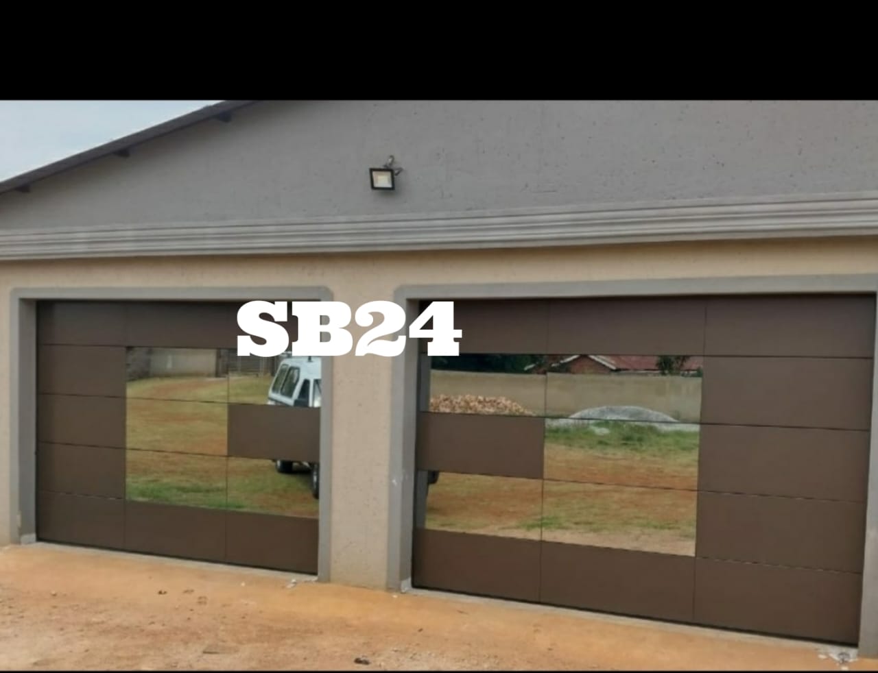 SB24 - Image 2
